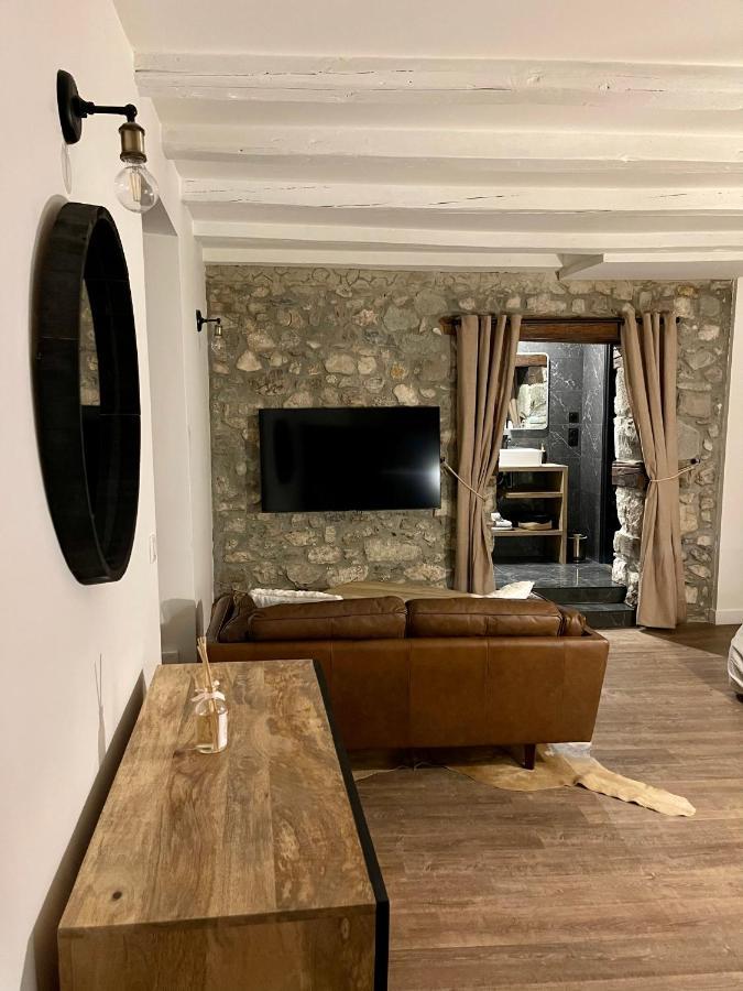 La Loge De Pierre Au Coeur De La Vieille Ville D อานซี ภายนอก รูปภาพ