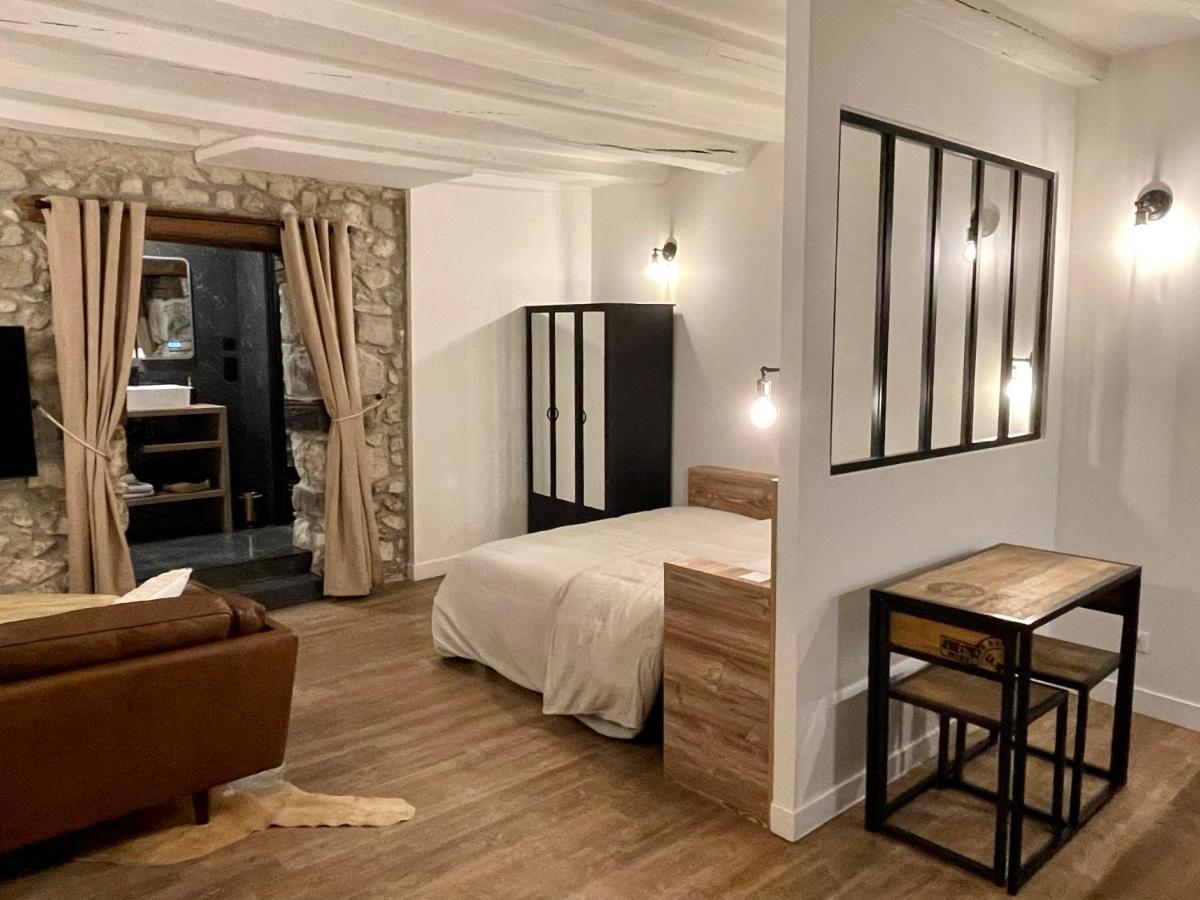 La Loge De Pierre Au Coeur De La Vieille Ville D อานซี ภายนอก รูปภาพ